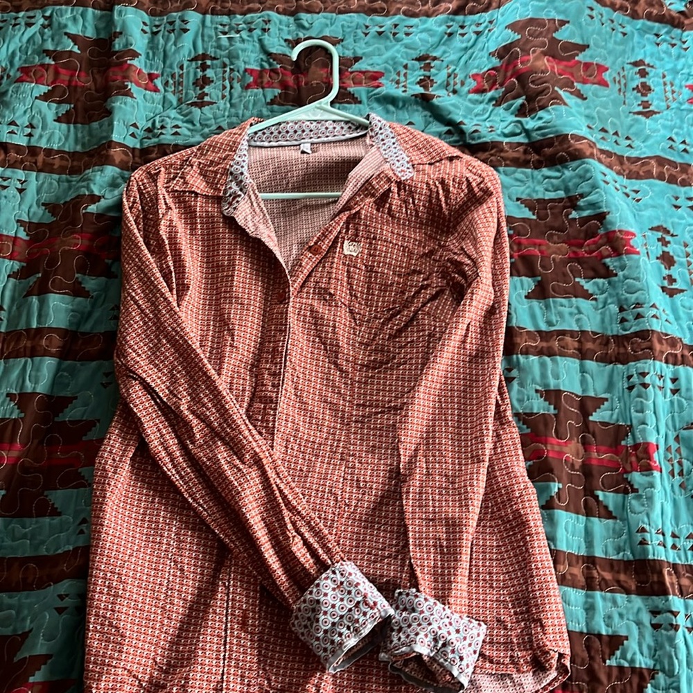 Women’s cinch shirt 
Size medium